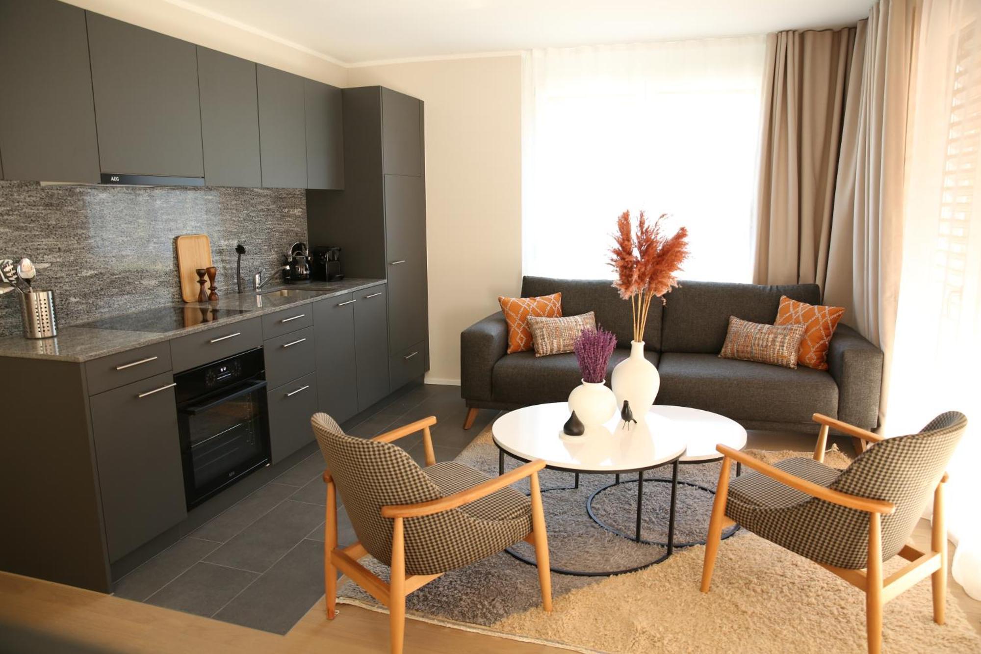 Lamira - Serviced Apartments Zürich Buitenkant foto